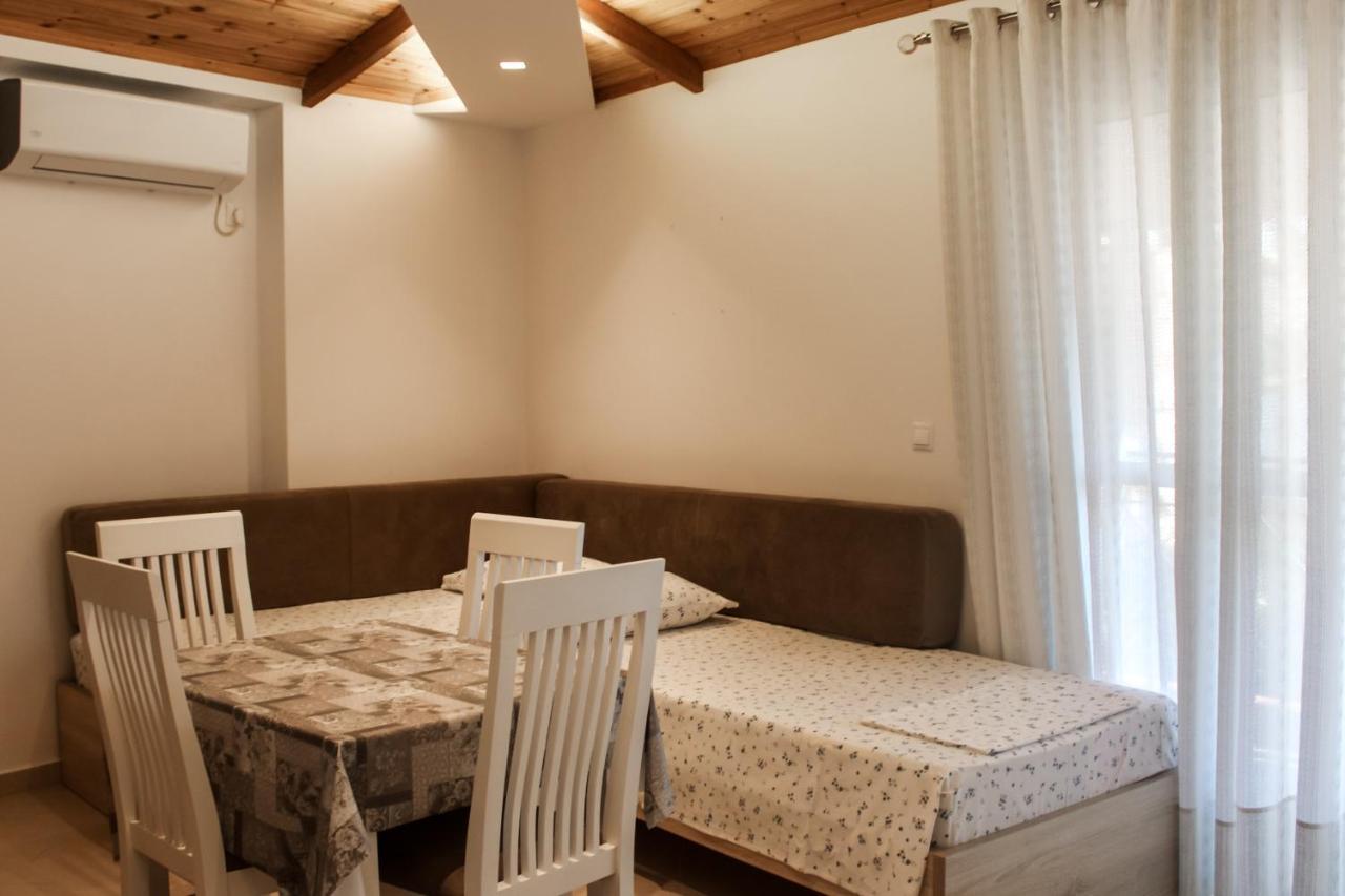 Villa 29 Sarandë Buitenkant foto