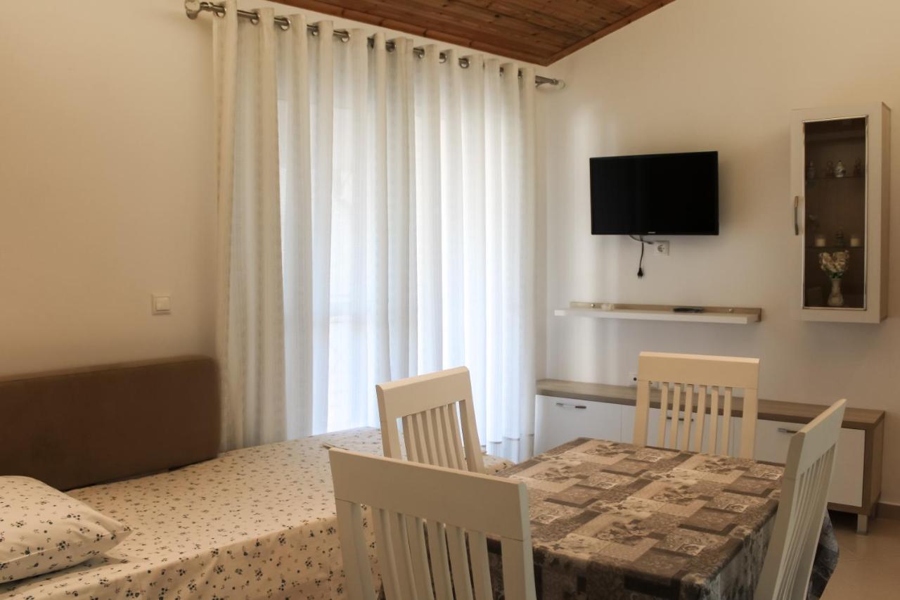 Villa 29 Sarandë Buitenkant foto
